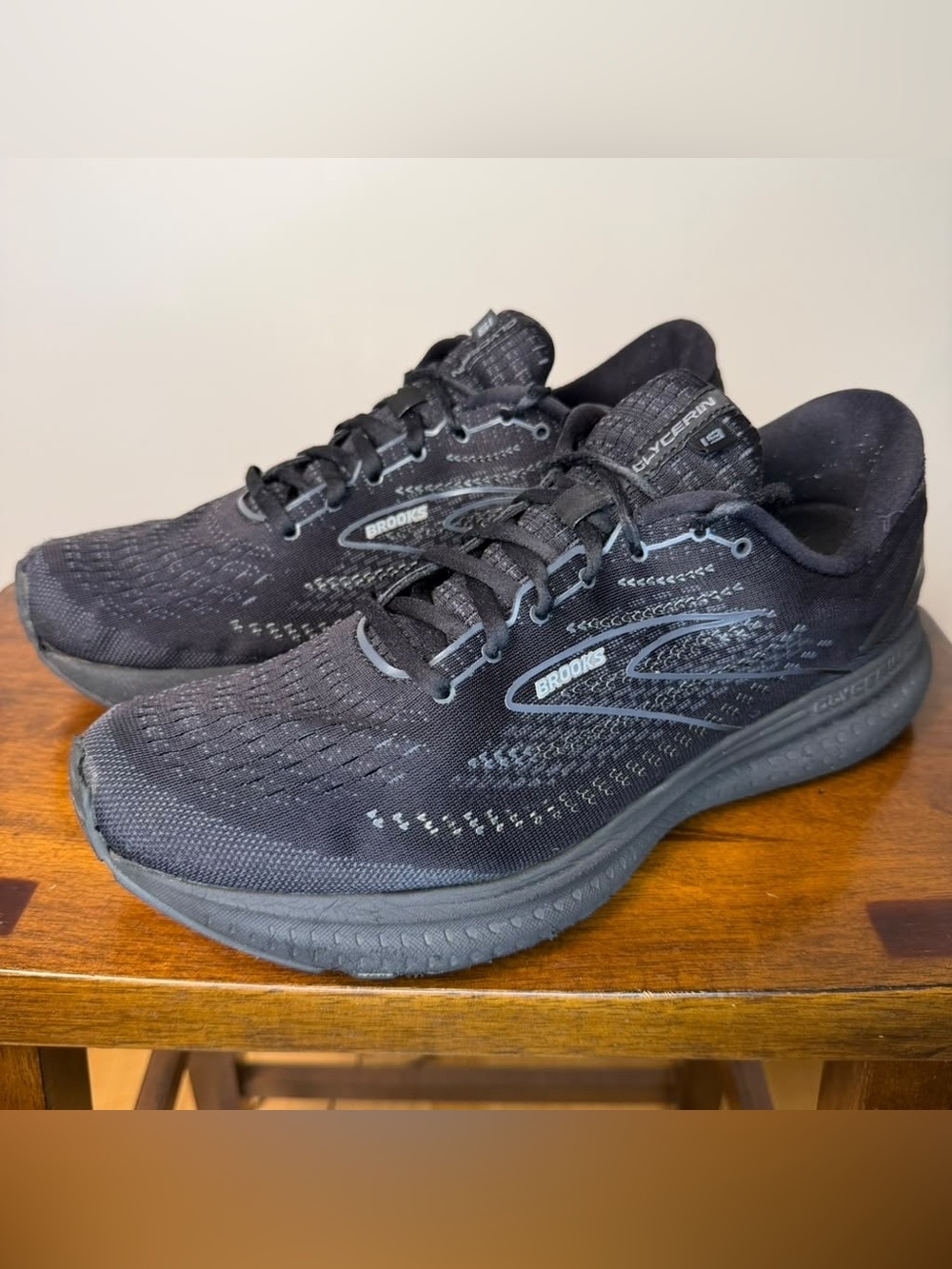 Brooks Glycerin 19 Menβs 13 Wide 2E Black Running Shoes 1103562E071 Fair